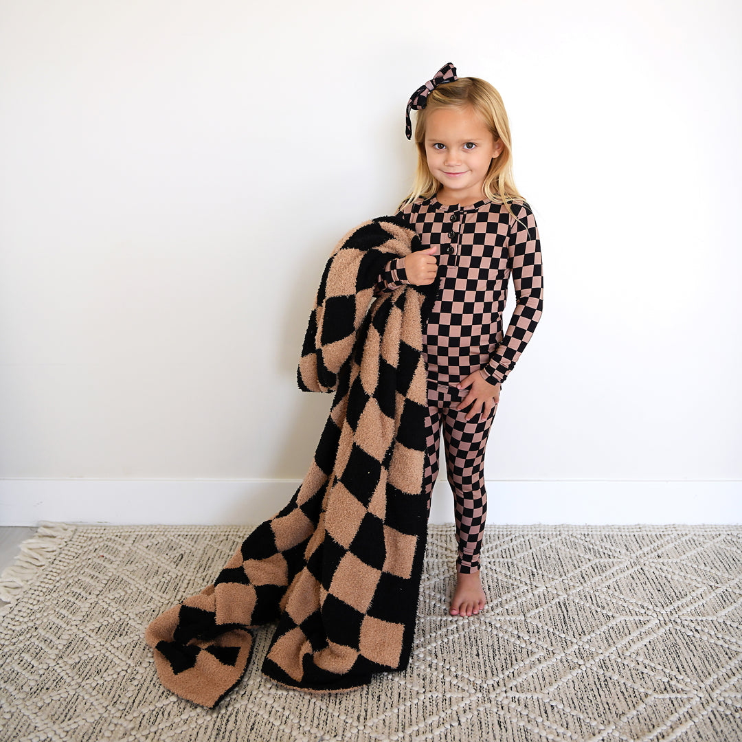 Bentley TWO PIECE - Gigi and Max