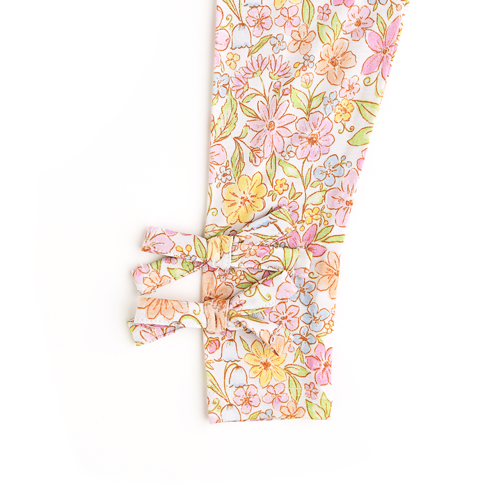 Kennedy Floral BOW LEGGINGS - Gigi and Max