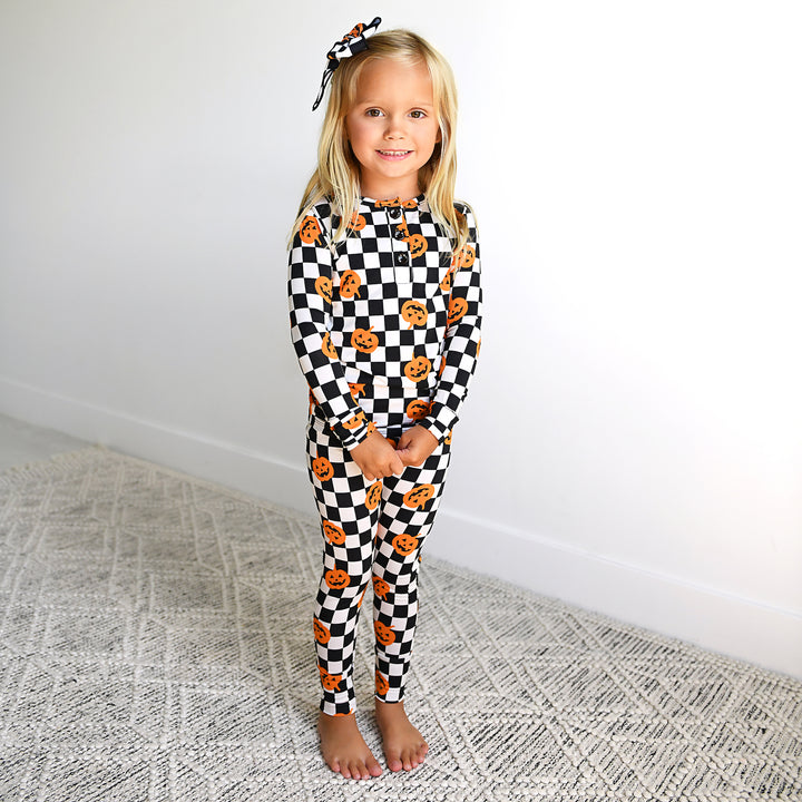 Merlin Pumpkin CLIP BOW - Gigi and Max