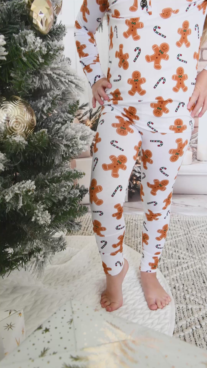 Fritz Gingerbread TWO PIECE - Gigi and Max