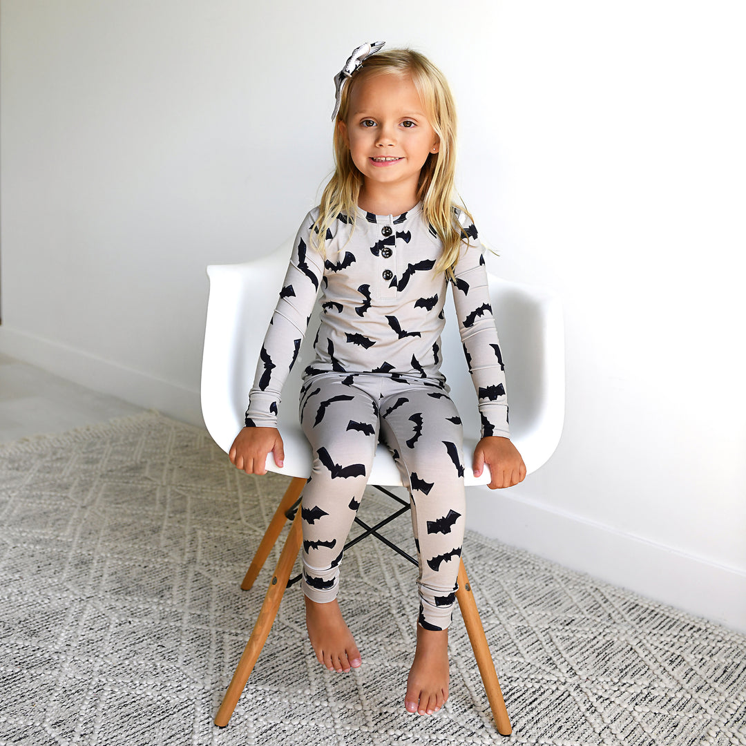 Vlad Gray Bats CLIP BOW - Gigi and Max