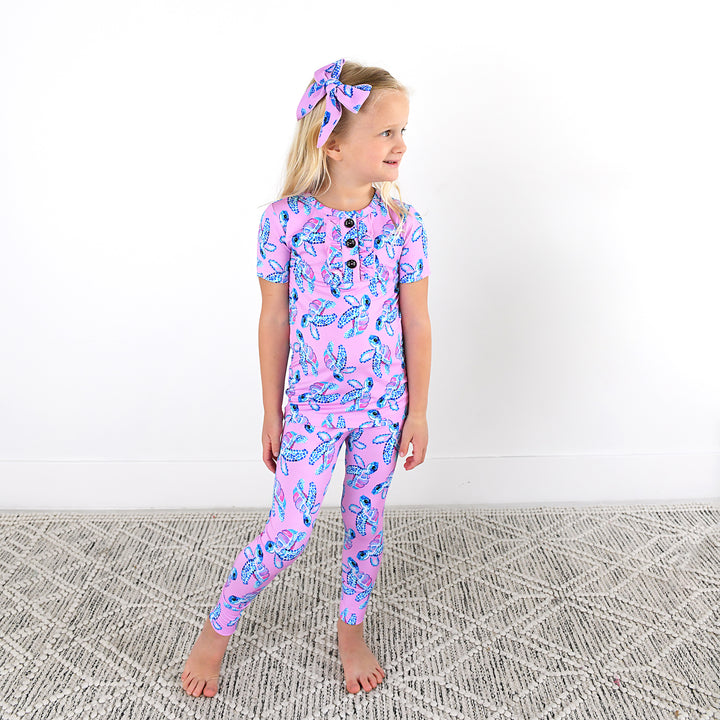 Waverly Sea Turtles CLIP BOW - Gigi and Max