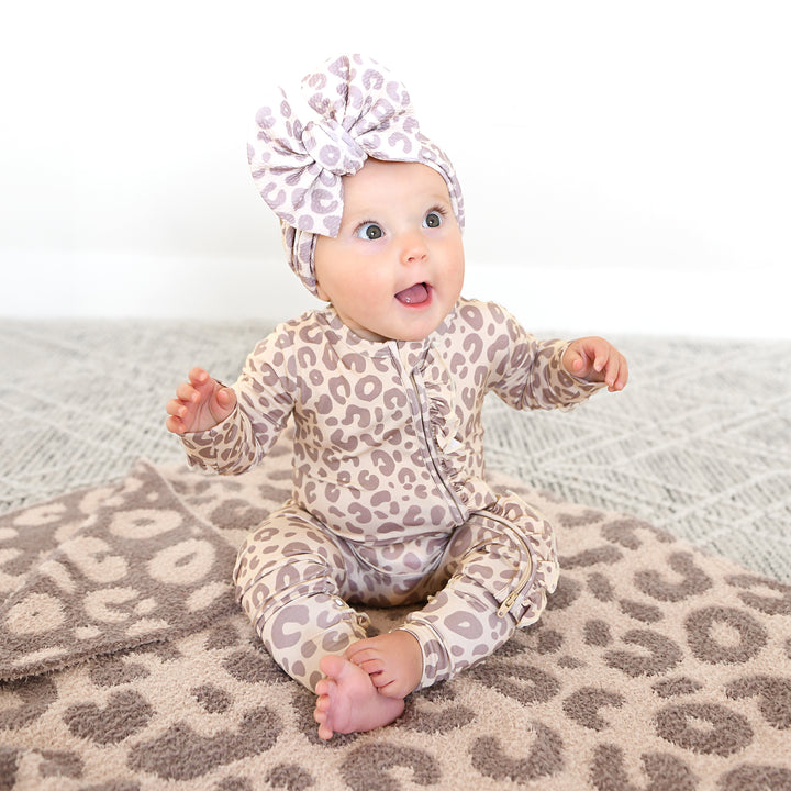 Amari Leopard PLUSH BLANKET - Gigi and Max