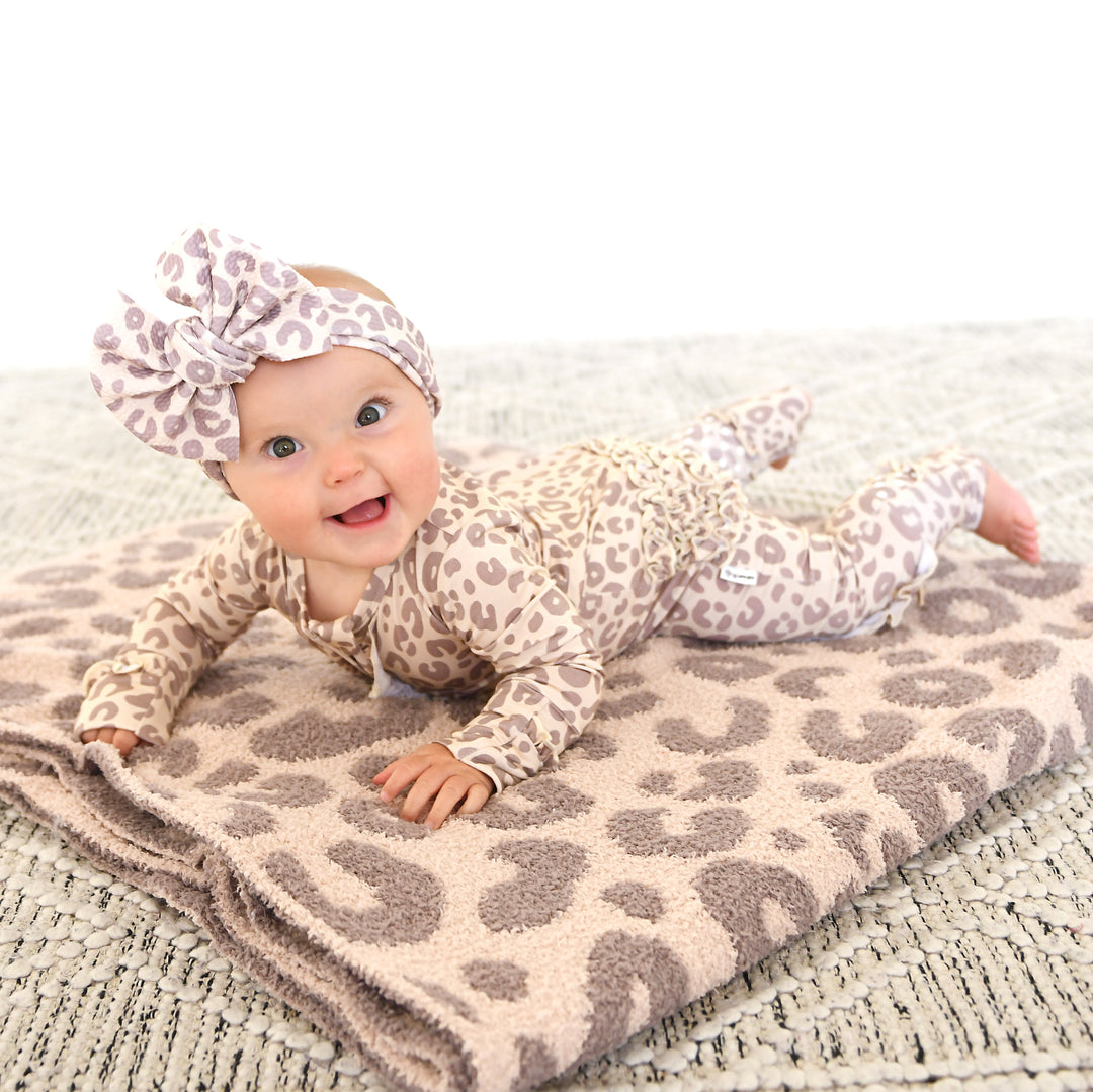 Amari Leopard RUFFLE ZIP