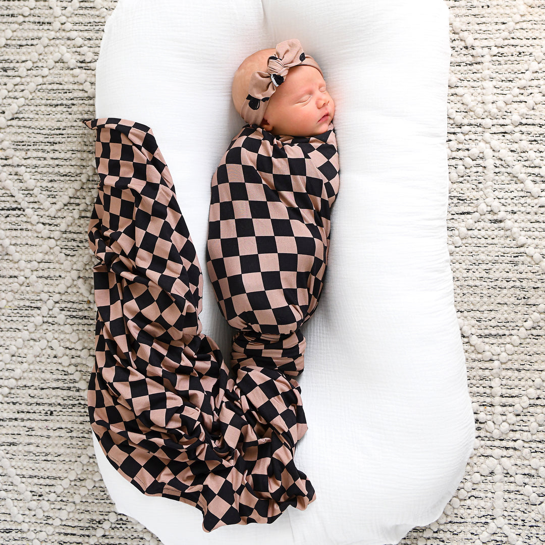 Bentley SWADDLE - Gigi and Max