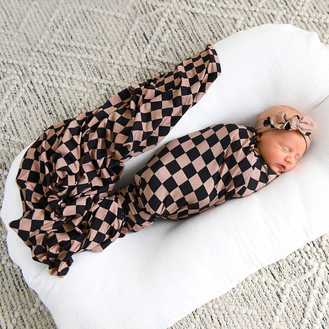Bentley SWADDLE - Gigi and Max