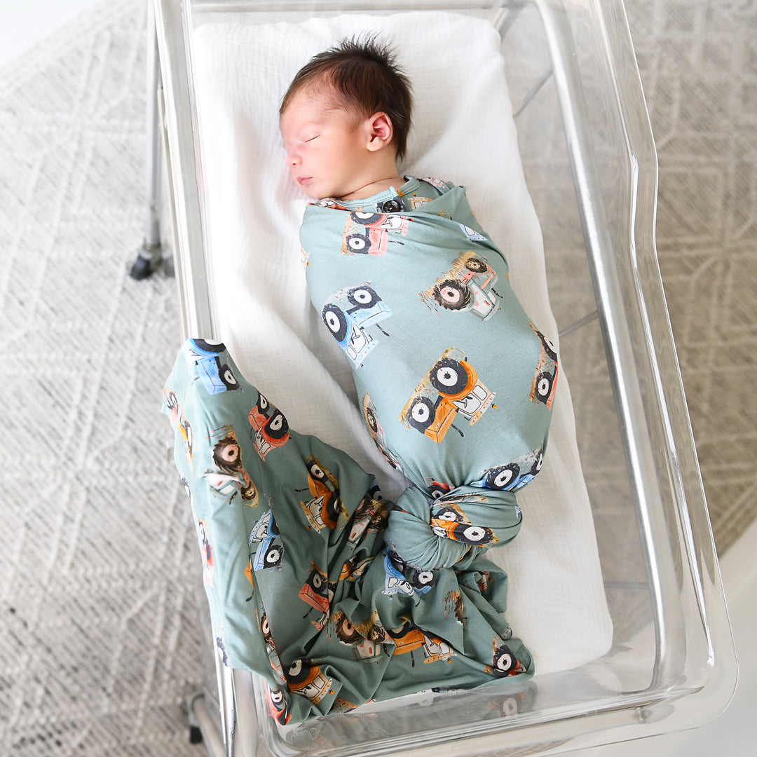 Carter SWADDLE - Gigi and Max