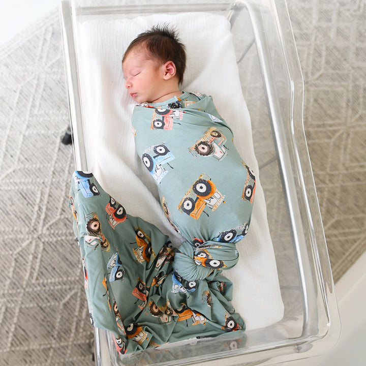 Carter SWADDLE - Gigi and Max