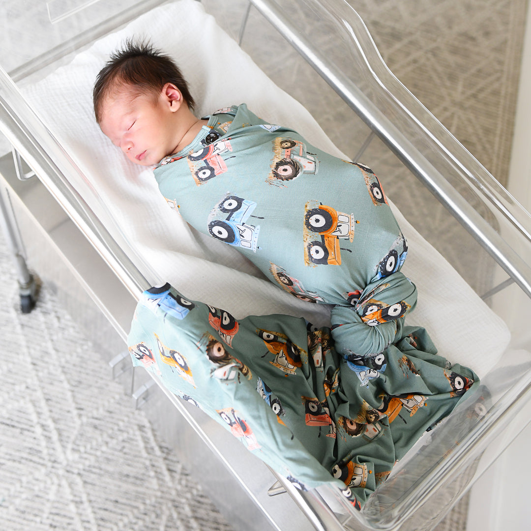 Carter SWADDLE - Gigi and Max