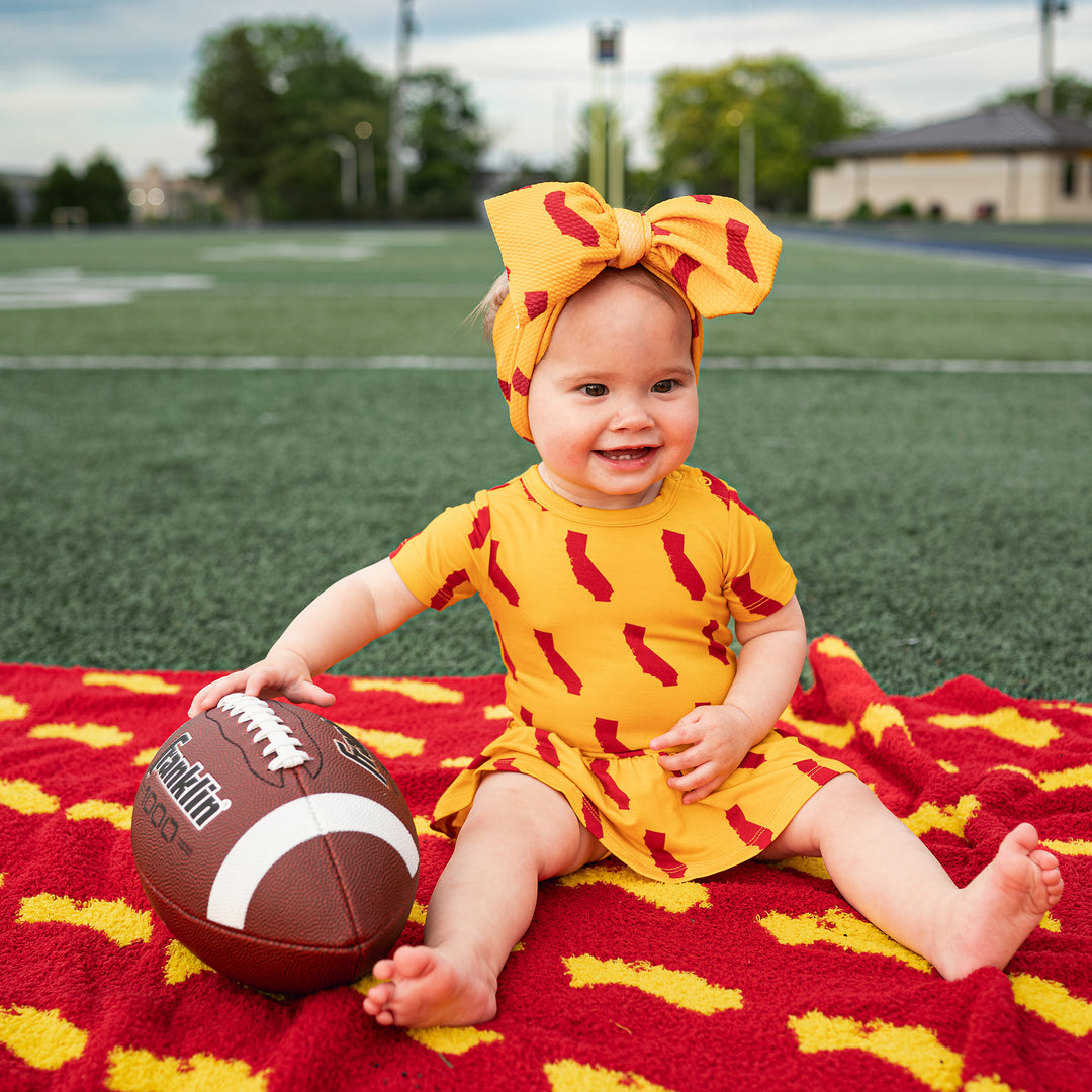 California Gold & Cardinal PLUSH BLANKET - Gigi and Max