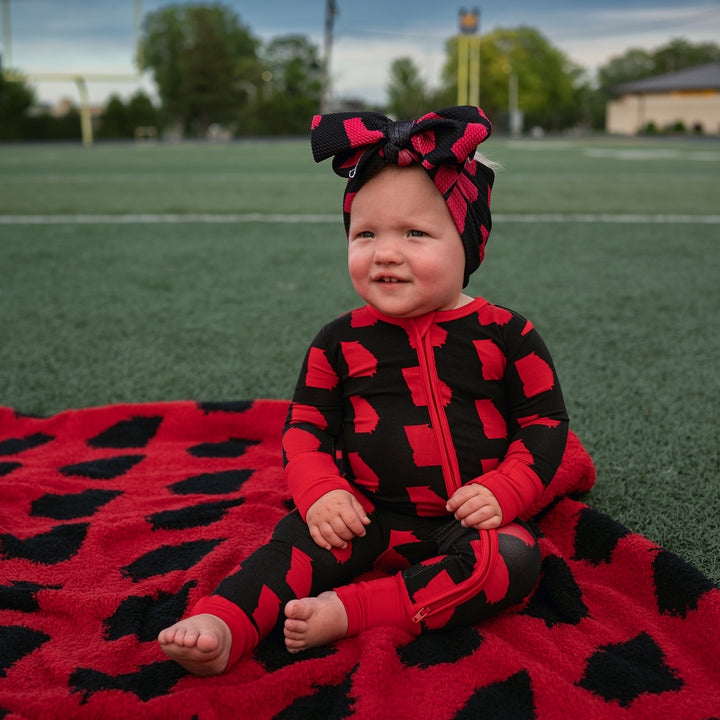 Georgia Black & Red ZIP - Gigi and Max