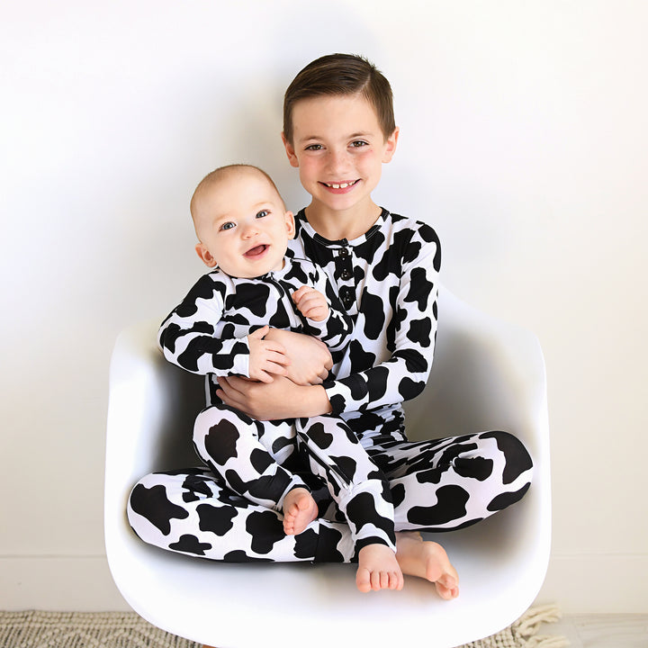 Boone Cow ZIP - Gigi and Max