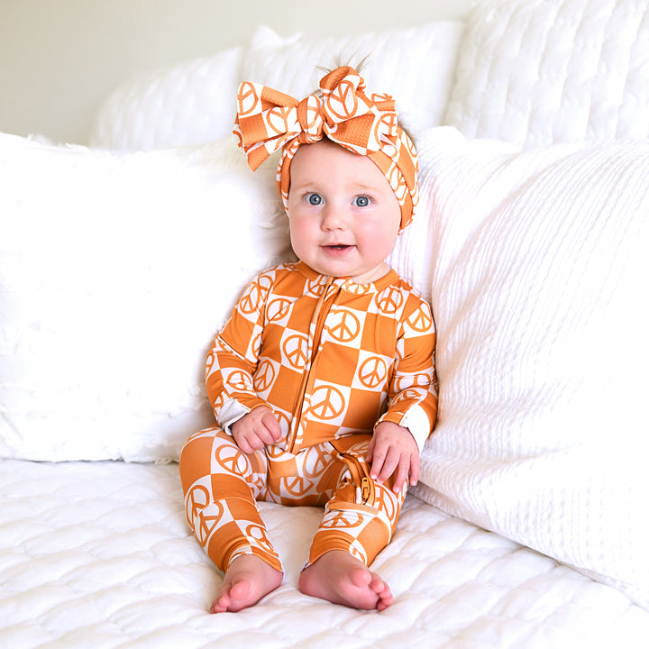Adler HEADWRAP - Gigi and Max