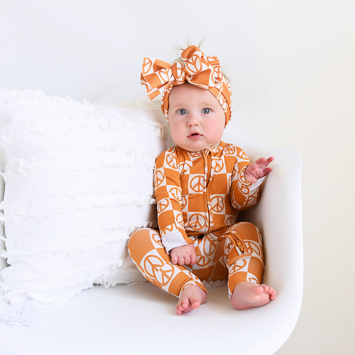 Adler HEADWRAP - Gigi and Max