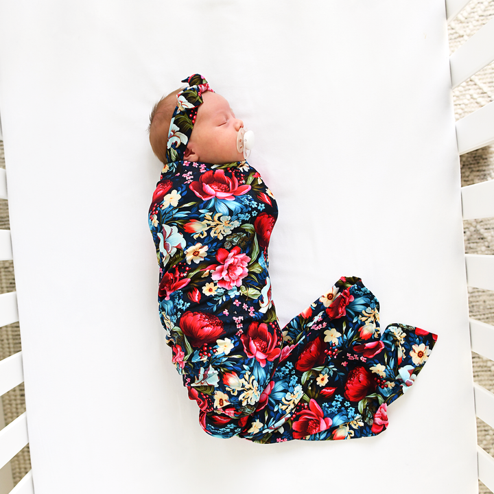 Aria SWADDLE - Gigi and Max