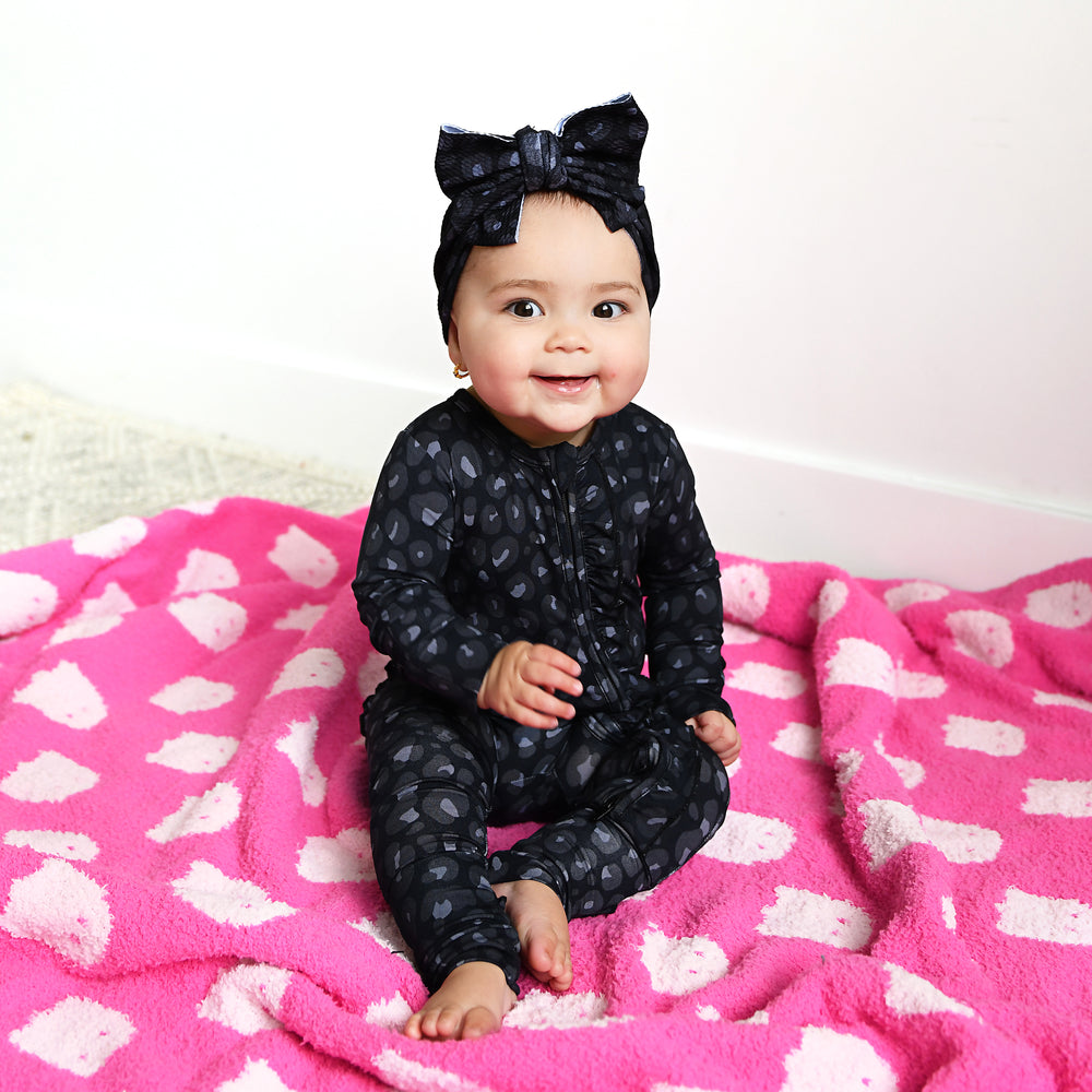 Draven Pink Ghost PLUSH BLANKET - Gigi and Max