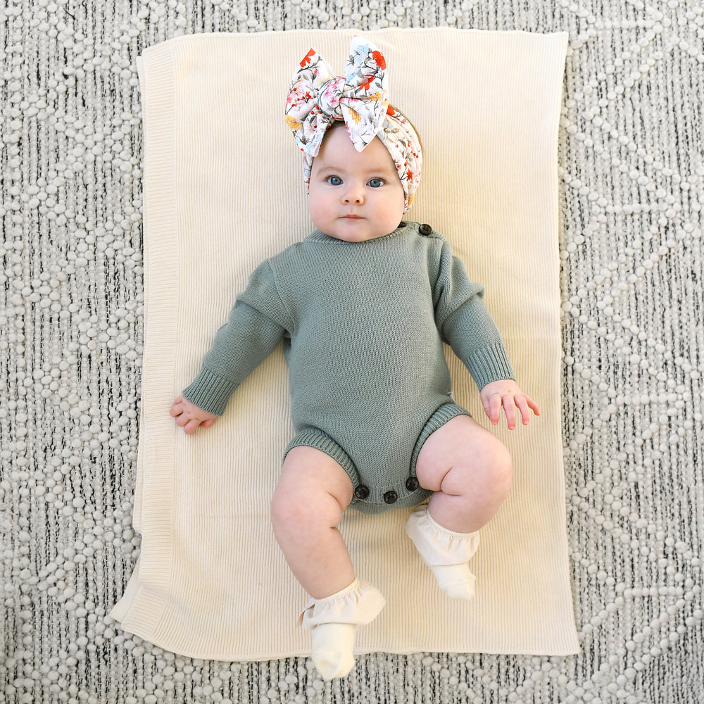 Oatmeal KNIT BOOTIES - Gigi and Max