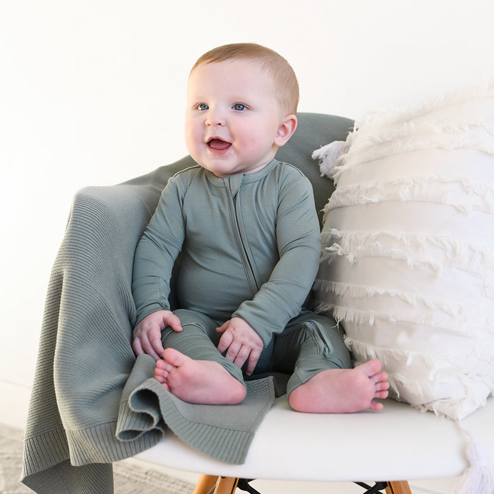 Eucalyptus ZIP - Gigi and Max