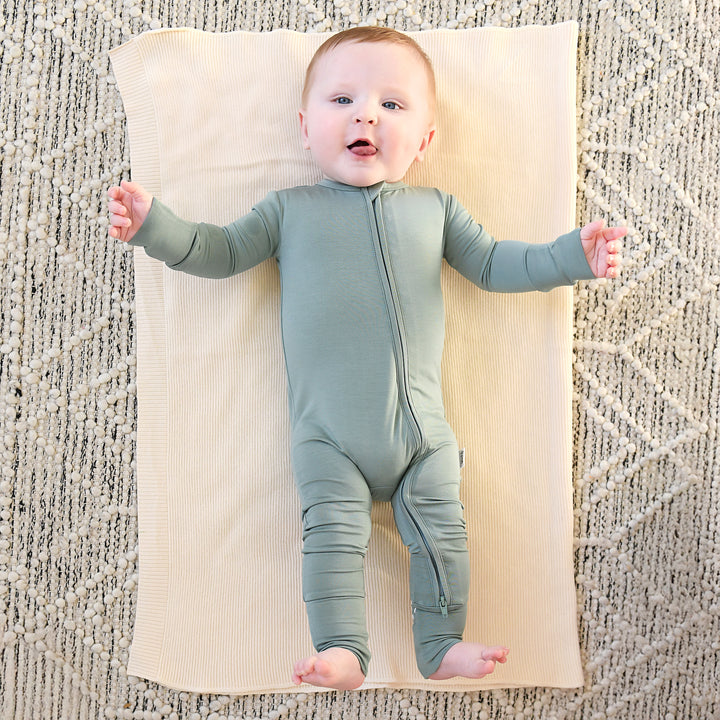 Oatmeal KNIT BLANKET - Gigi and Max