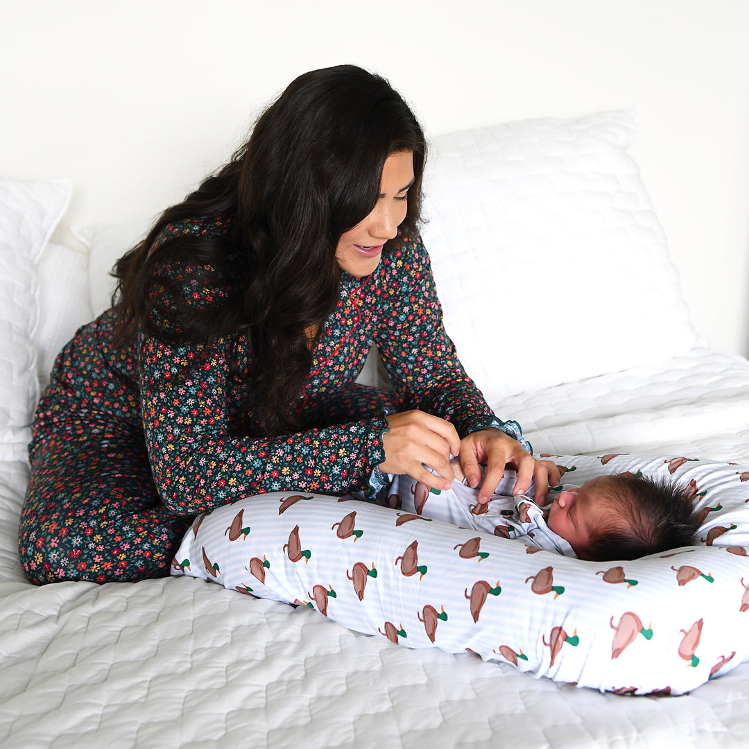 Landon SWADDLE - Gigi and Max