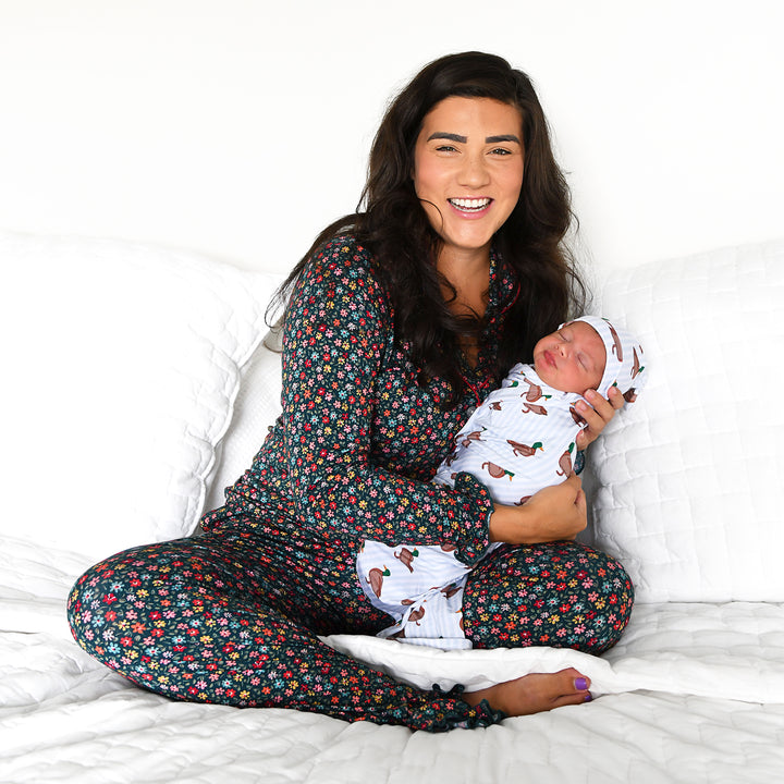 Landon SWADDLE - Gigi and Max