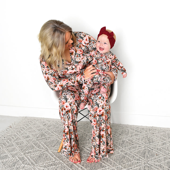 Laura WOMENS RUFFLE LOUNGE SET - Gigi and Max