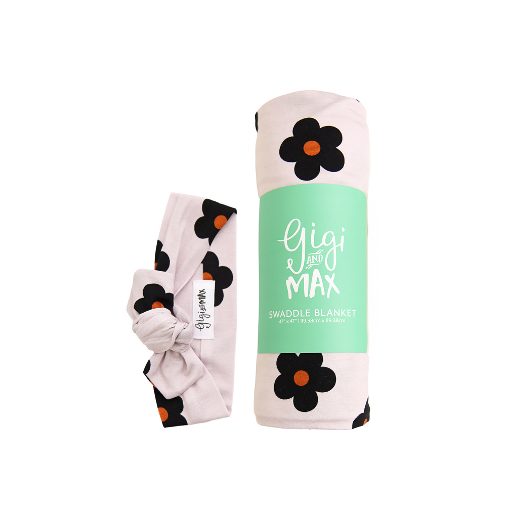 Lizzy SWADDLE - Gigi and Max