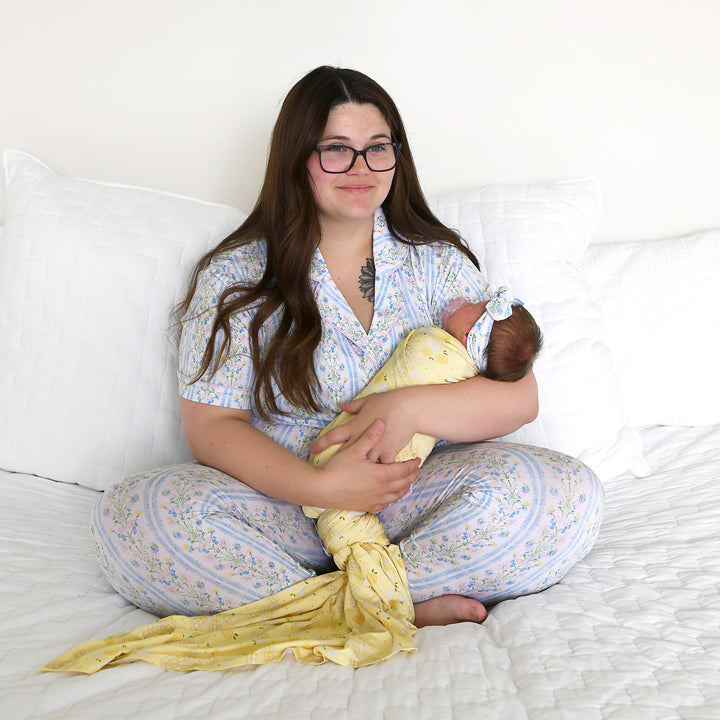 Lola SWADDLE - Gigi and Max