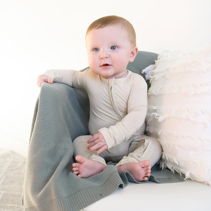 Eucalyptus KNIT BLANKET - Gigi and Max