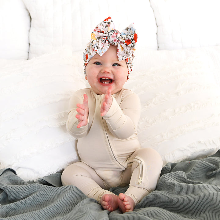 Oatmeal ZIP - Gigi and Max