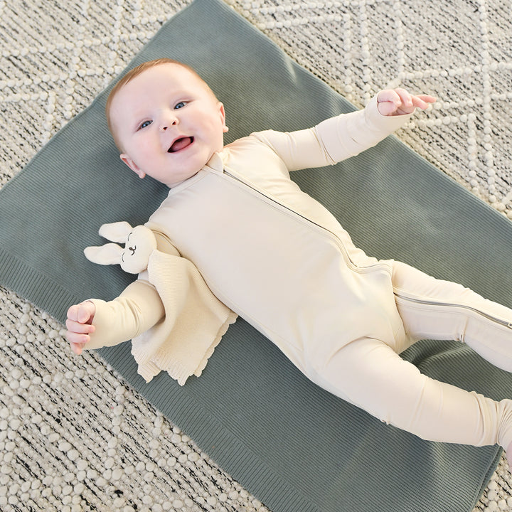 Oatmeal ZIP - Gigi and Max