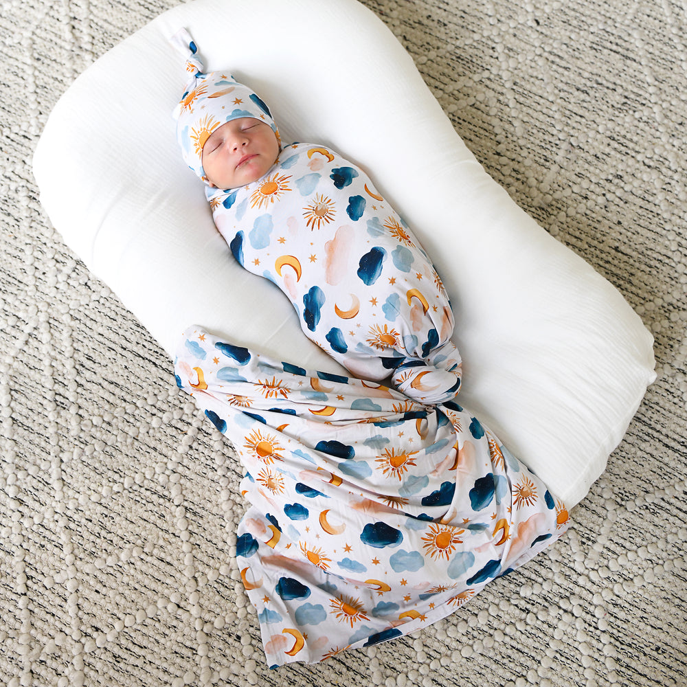 Parker SWADDLE - Gigi and Max
