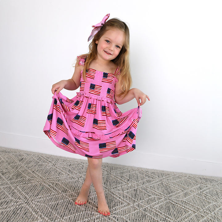 Betty Pink Flag CLIP BOW - Gigi and Max