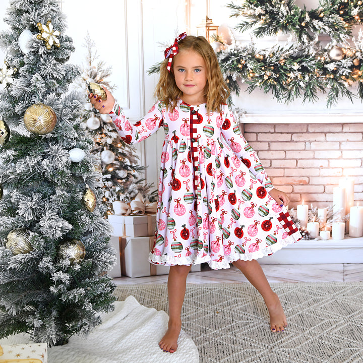 Kit Ornaments BUTTON DRESS - Gigi and Max