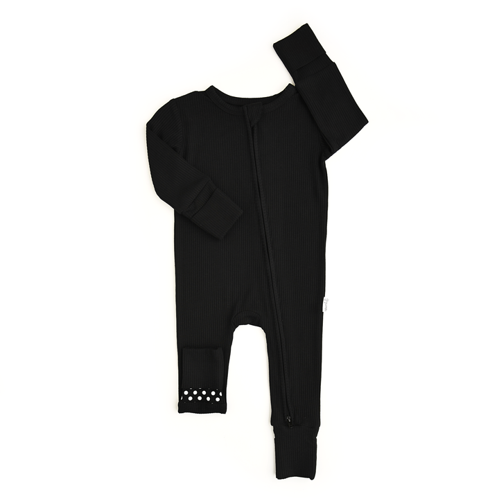 Onyx Ribbed ZIP - Gigi and Max