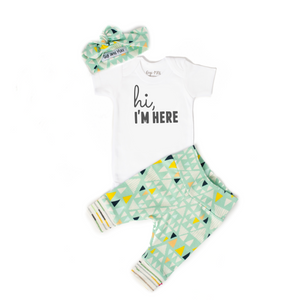 Hi, I'm Here - Tiny Mountain Newborn Set - Gigi and Max