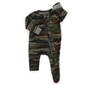 Camo RUFFLE Newborn ZIP - Gigi and Max