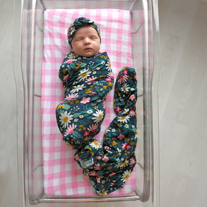 Charlotte SWADDLE - Gigi and Max