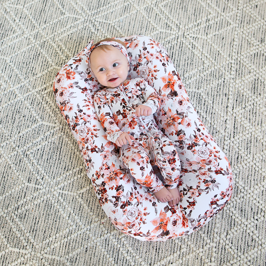 Indie SWADDLE - Gigi and Max