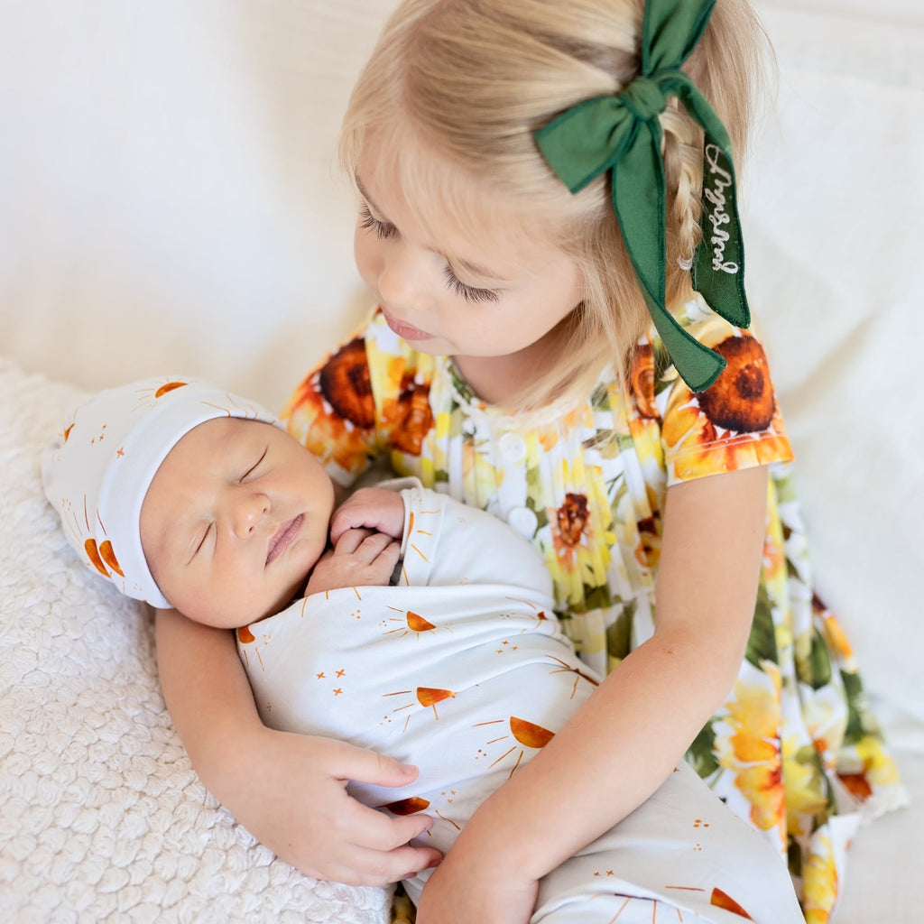 August Newborn Knot Hat - Gigi and Max