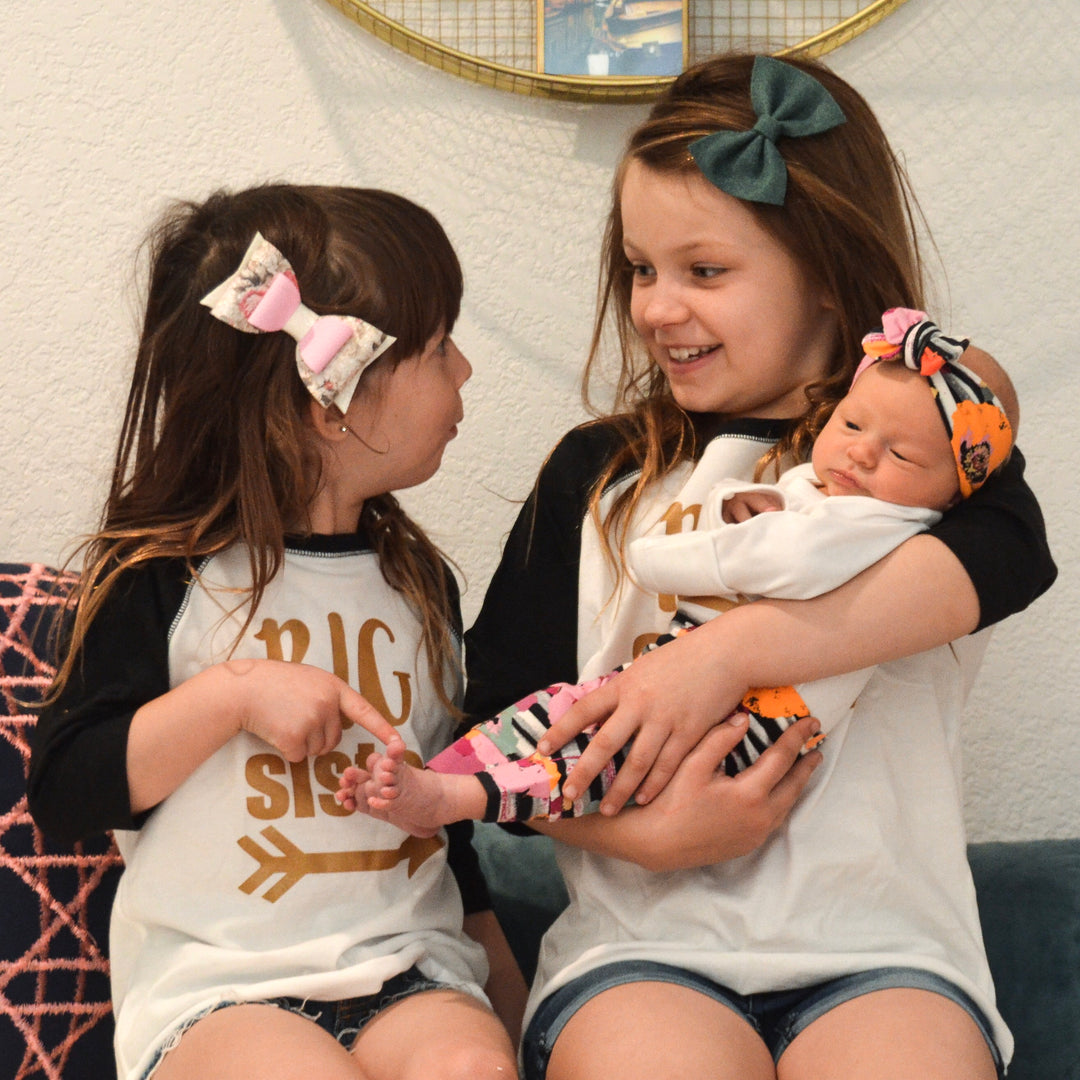 Big sister Raglan - black and gold - Gigi and Max