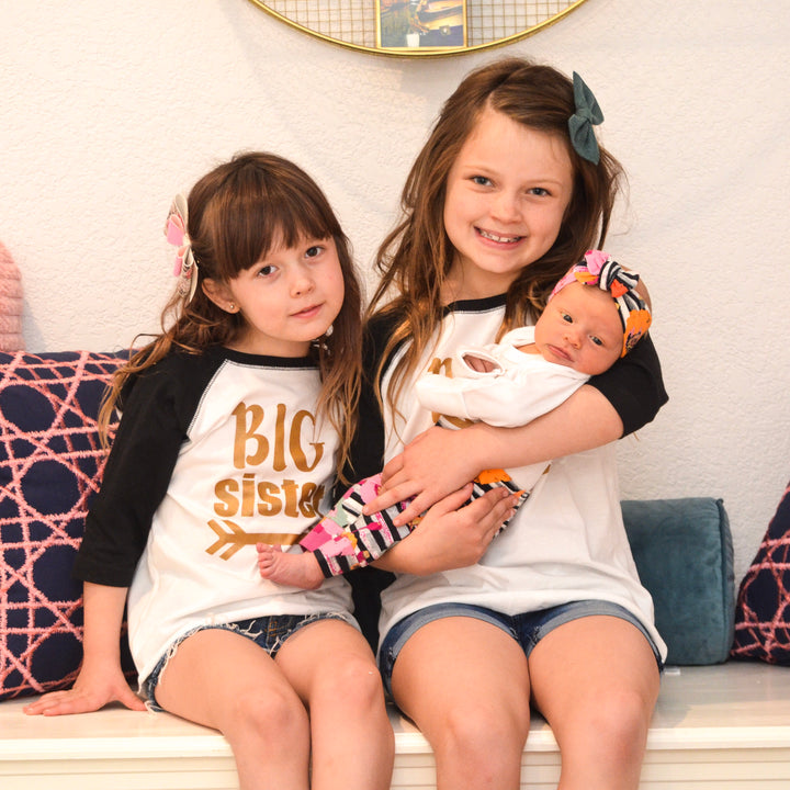 Big sister Raglan - black and gold - Gigi and Max